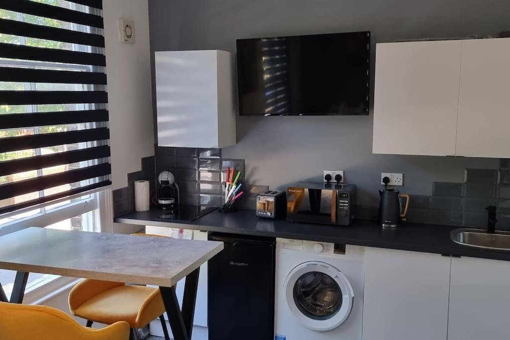 Central London Studio 1Bedroom Εξωτερικό φωτογραφία